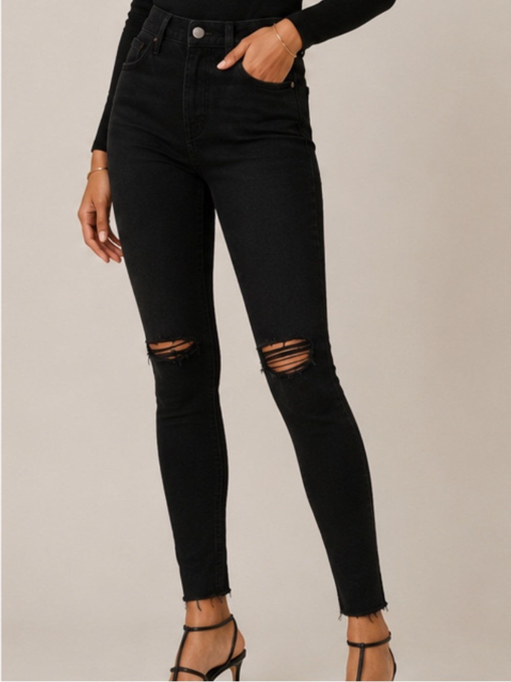 NWT AG The Farrah High Waist Raw Hem Ankle Skinny Jeans Distressed Size 28